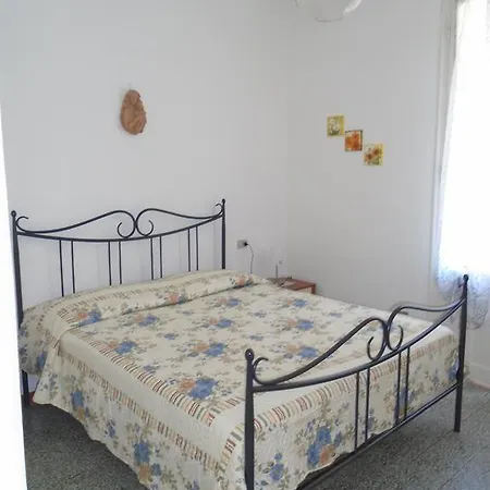 Casa Rita 莫内利亚